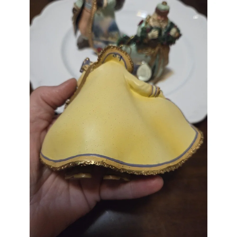 Ashton-Drake Galleries Old World Santa ornaments Thomas Kinkaid, Vintage Christ